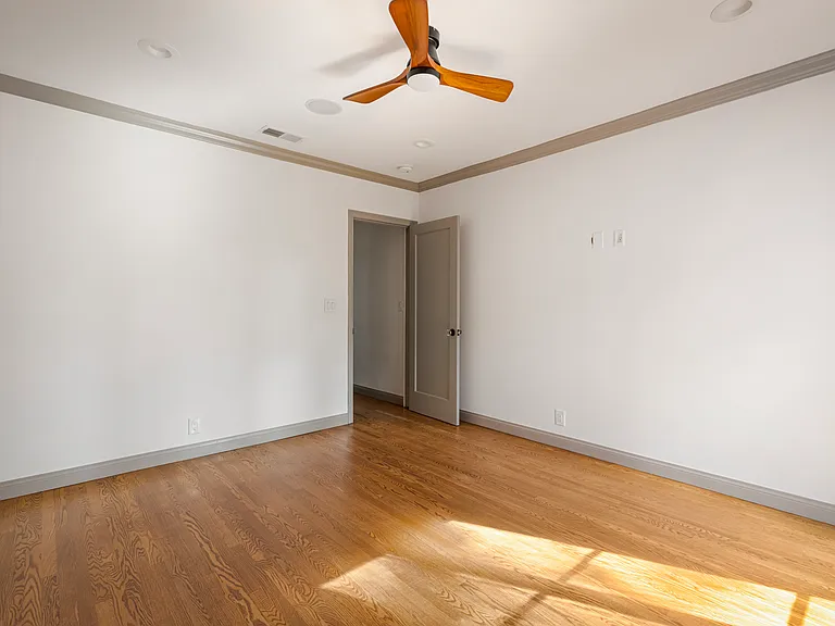 1169 S Sierra Bonita Ave — Photo 30