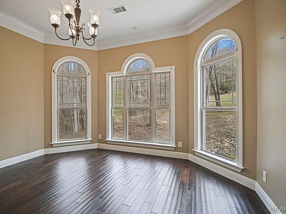 5th image of 241 Jasmine Ridge Rd