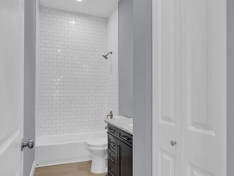 3500 Magnolia Ave #2F — Photo 7