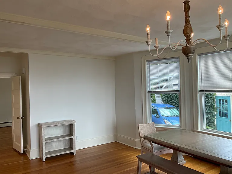 84 Humphrey St #1R — Photo 17