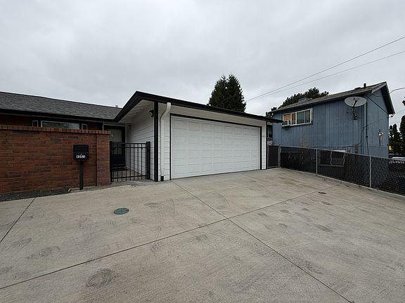 3rd image of 4351 NE 82nd Ave #0