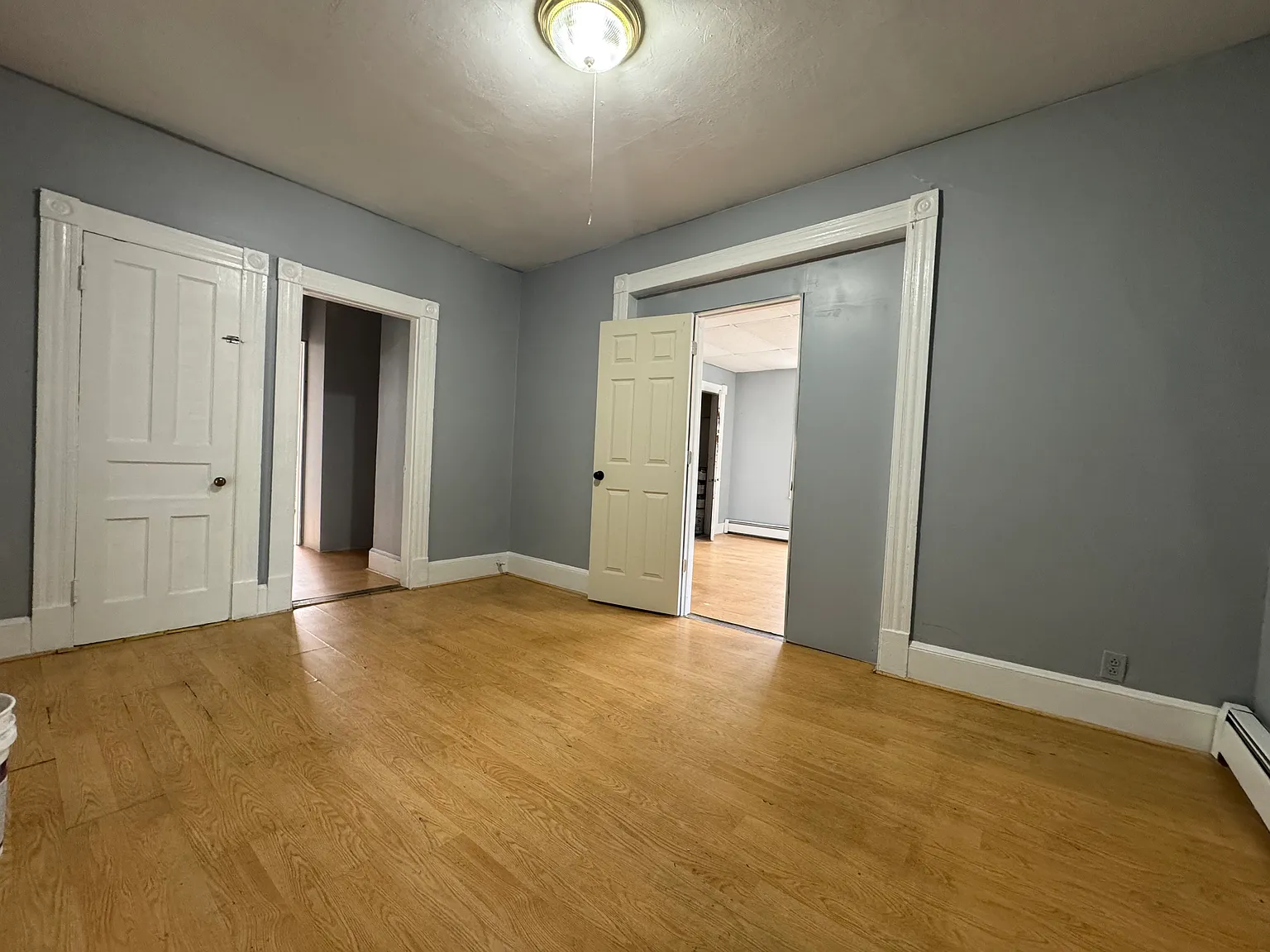3 bed, 1100 sqft, $1,395 — Photo 2