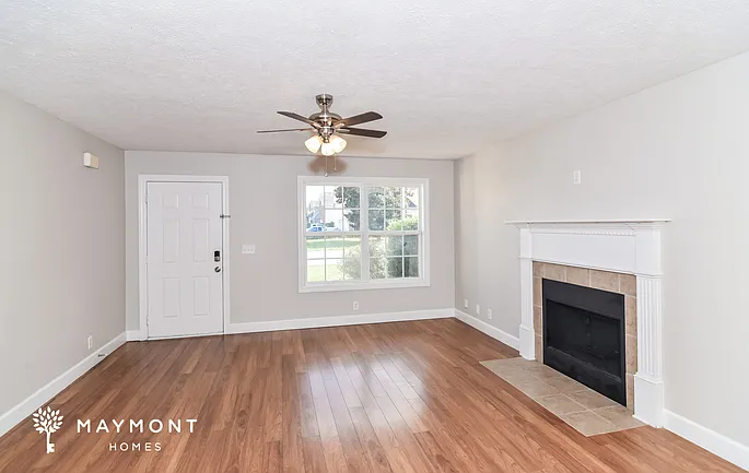 4 bed, 2.5 bath, 1924 sqft, $2,195 — Photo 4