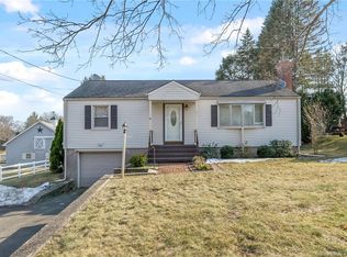 73 Evergreen Rd, Cromwell, CT 06416