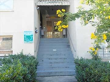 4th image of 3204 Prytania St #5