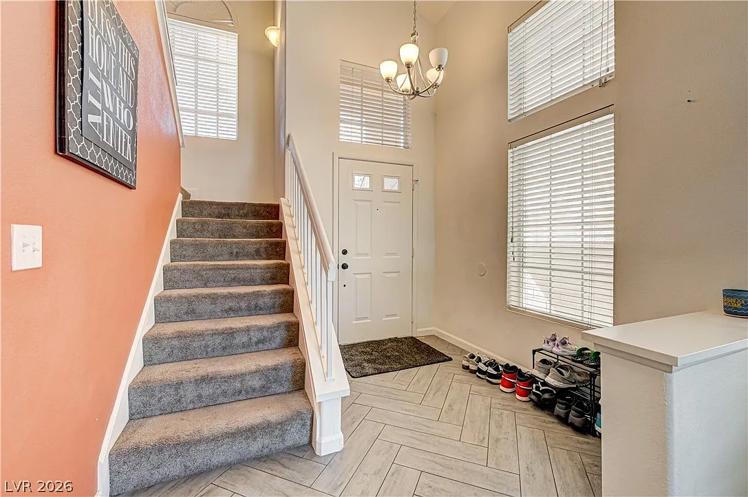 4 bed, 3.0 bath, 2065 sqft, $2,495 — Photo 3