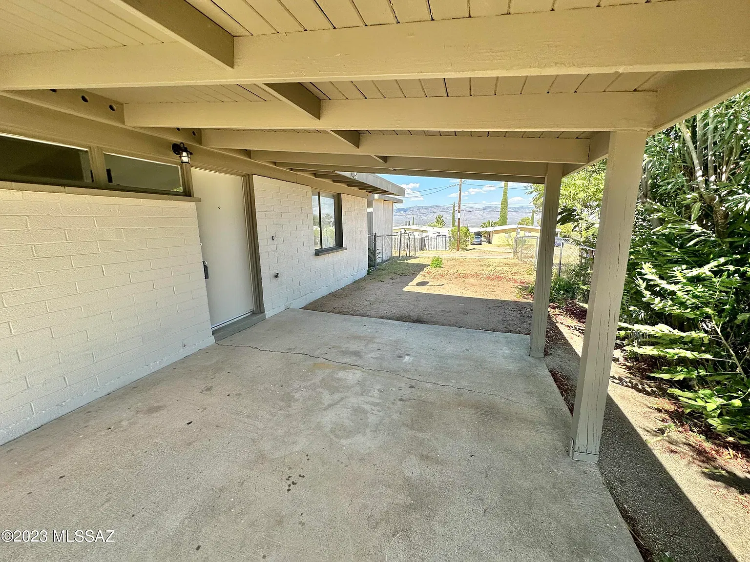 2 bed, 1.0 bath, 864 sqft, $875 — Photo 3