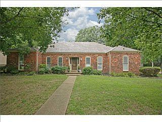 1st image of 2451 Stratfield Dr