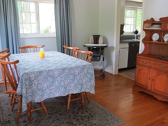 Dining room from front door