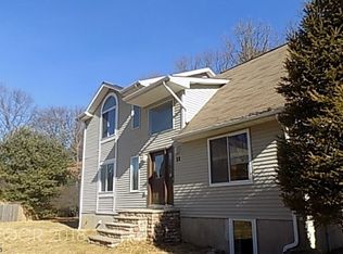 11 Delmont Rd, Hewitt, NJ 07421