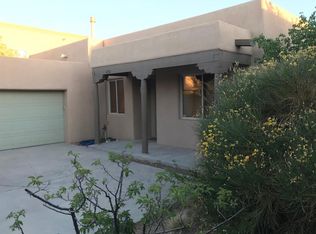 6512 Camino Rojo, Santa Fe, NM 87507