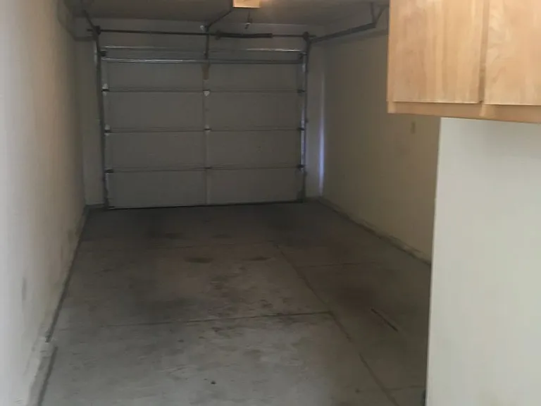 1129 Burton Dr — Photo 9