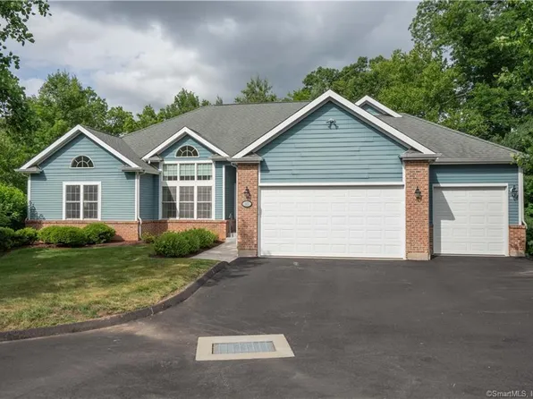 107 Emily Way #107, West Hartford, CT 06107