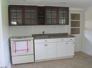 11B Cherry St, Lebanon, NJ 08833