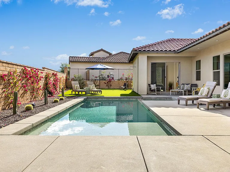Private Pool and Spa