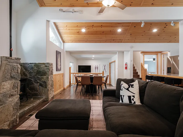 14296 Glacier View Dr — Photo 10