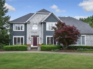 29265 Regency Cir, Westlake, OH 44145