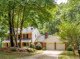 729 Neill Ridge Rd, Matthews, NC 28105