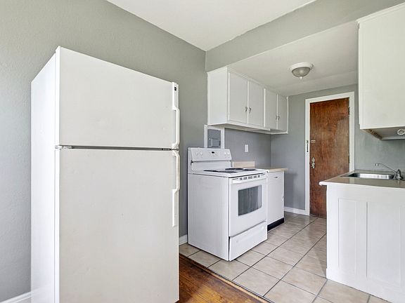 4th image of 2670 Noble Rd APT 201