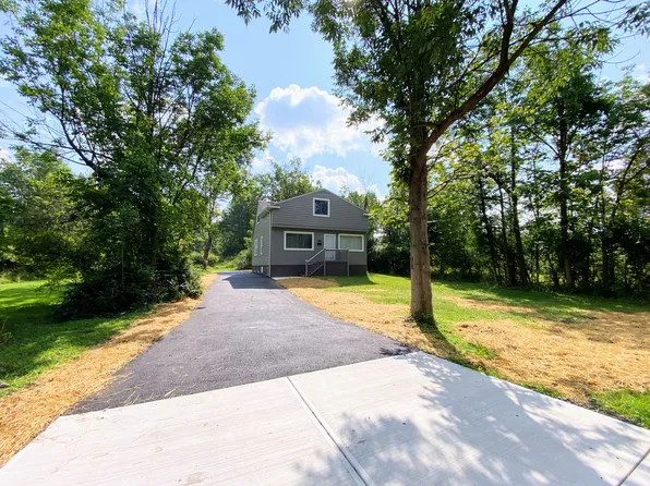 7287 Wright Ave, Bedford, OH 44146