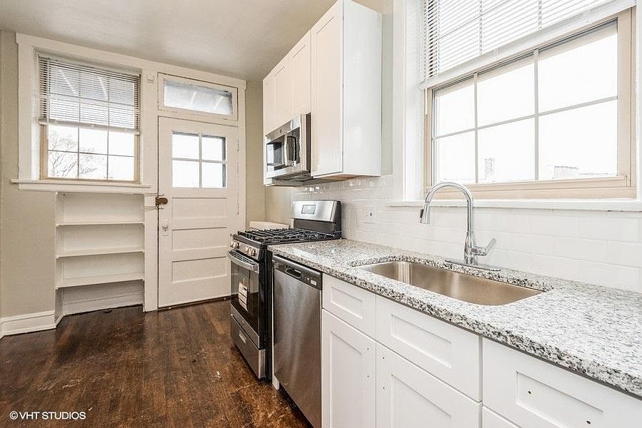 1st image of 1507 W Arthur Ave #3