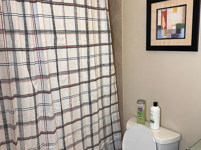 271 McGregor Ave #4A — Photo 4