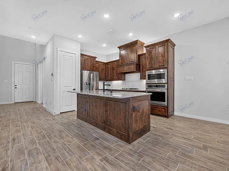 8728 Ice House Dr — Photo 8