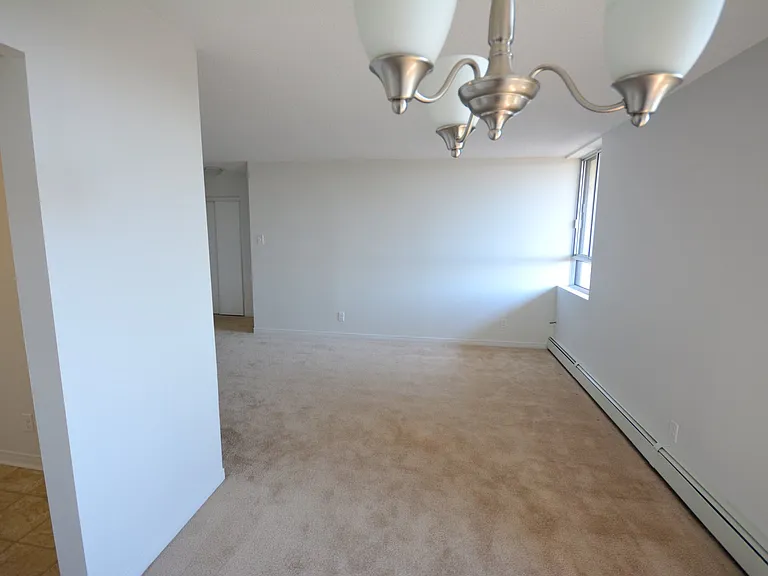 3301 Uplands Dr — Photo 37