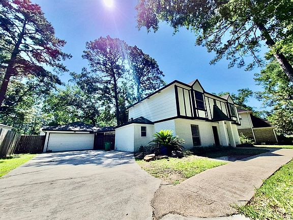 4th image of 17518 Majestic Forest Dr