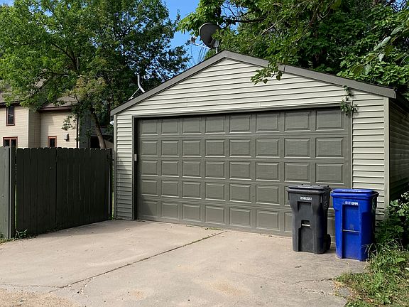 4th image of 1511 Blair Ave