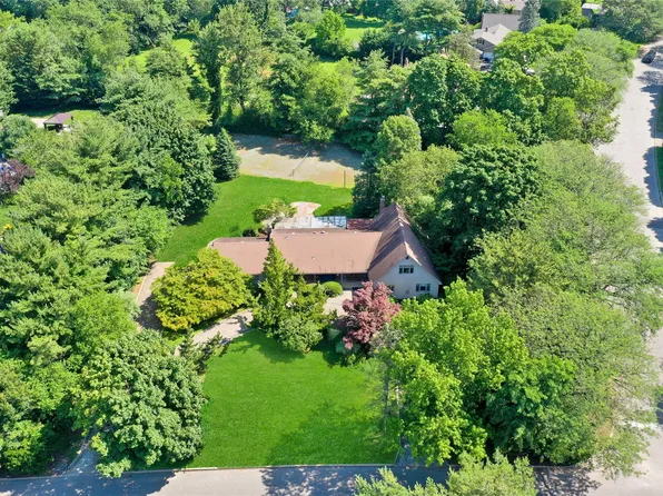 53 Steers Avenue, Northport, NY 11768