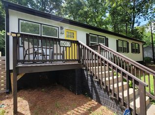6017 Milhaven Ln, Charlotte, NC 28269