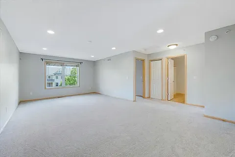10741 Falling Water Ln #B — Photo 13