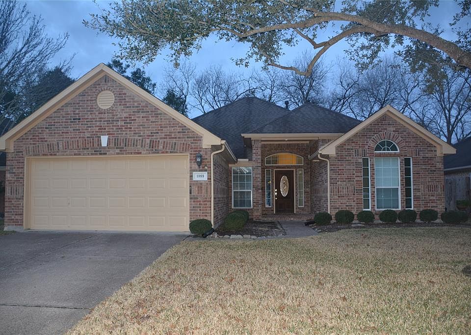 1st image of 1088 Elizabeth Ln