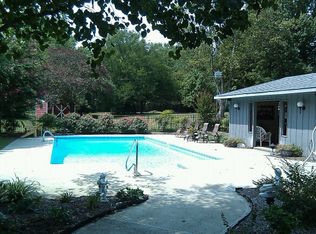 559 Indian Lake Rd, Hendersonville, TN 37075