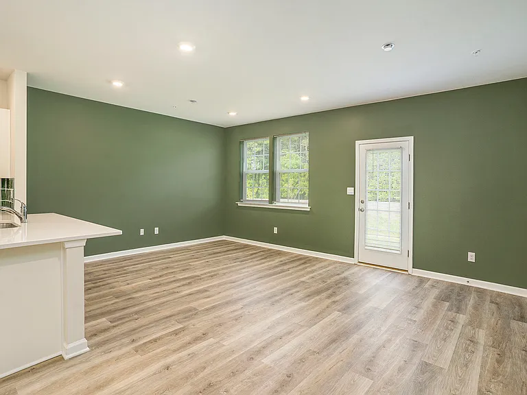 1143 Martin Rd — Photo 12