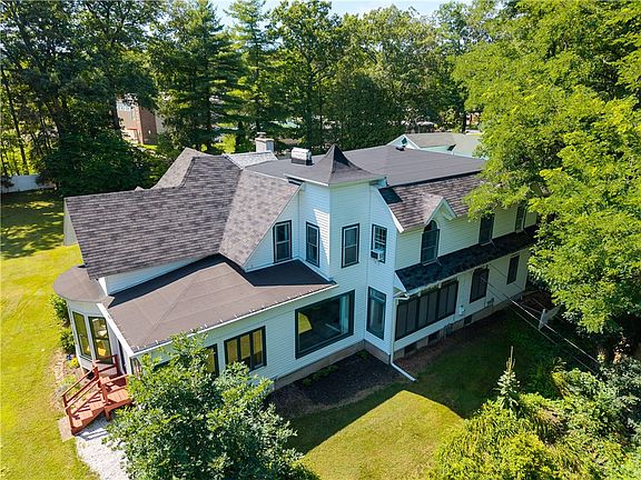4th image of 1180 Bald Hill Rd