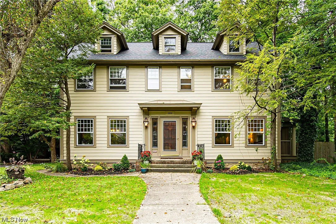2868 Lee Rd photo 1