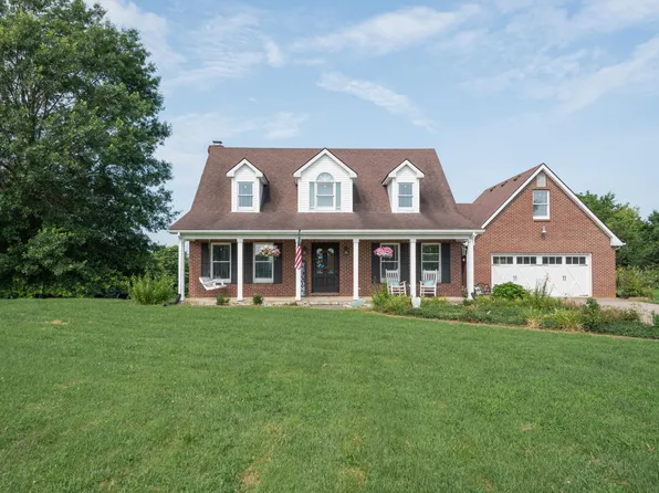 5045 McCowans Ferry Rd, Versailles, KY 40383