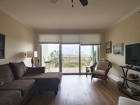 3rd image of 4060 Indigo Dr
