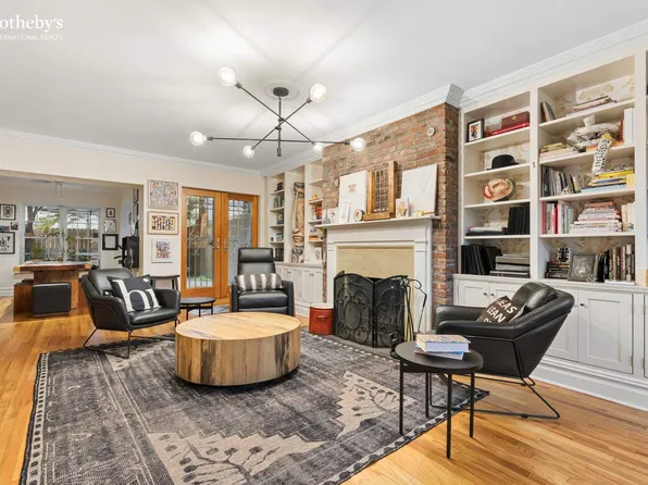 318 West 90th Street image 1 of 11