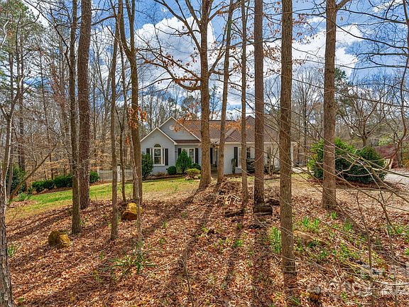 2nd image of 7313 Bailywick Dr