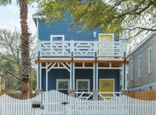 3209 Ursuline St, Galveston, TX 77550