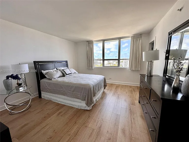 1500 Bay Rd #1114S — Photo 11