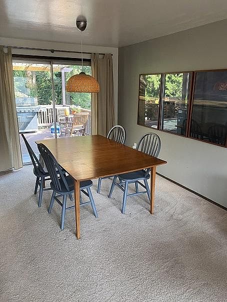 Living room dinning area