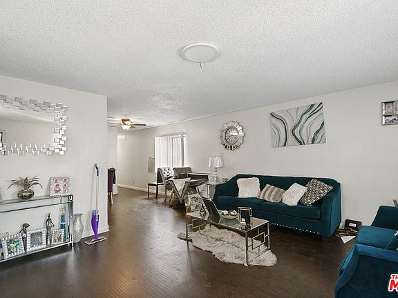2nd image of 9534 Grape St #1-2