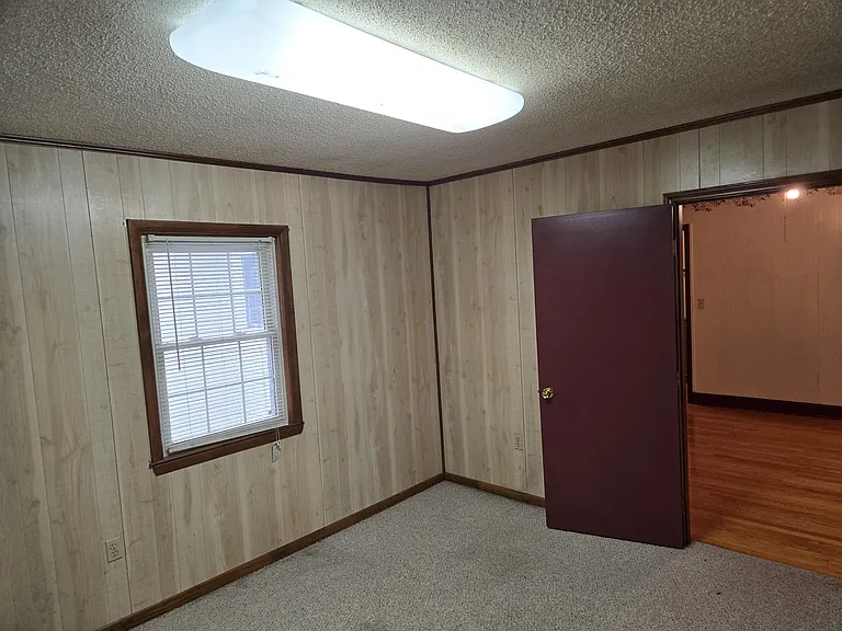 345 Park Ave — Photo 11
