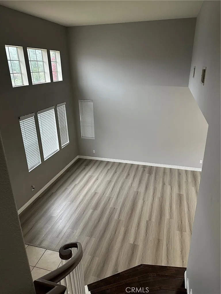4 bed, 2031 sqft, $3,700 — Photo 3