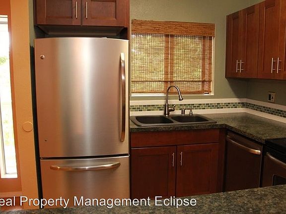 3rd image of 14527 NE 40th St APT G303