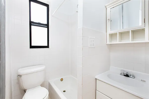 Rented by Compass | media 9